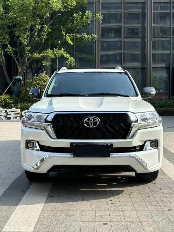 2017款豐田蘭德酷路澤4000中東版現車充足火爆鉅惠體驗越野王者（17年蘭德酷路澤4000中東版）